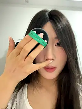 xyebobs online show from November 17, 4:46 pm