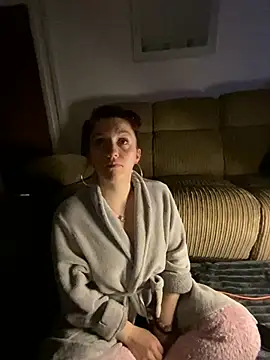 Snapshot of Stoner_BarbieXX chatting on March 2, 10:48 pm Stoner BarbieXX online show from March 2, 10:48 pm