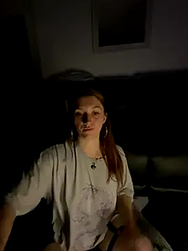 Snapshot of Stoner_BarbieXX chatting on October 19, 10:21 pm Stoner BarbieXX online show from October 19, 10:21 pm