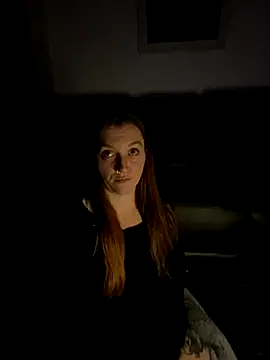 Snapshot of Stoner_BarbieXX chatting on October 29, 10:44 pm Stoner BarbieXX online show from October 29, 10:44 pm