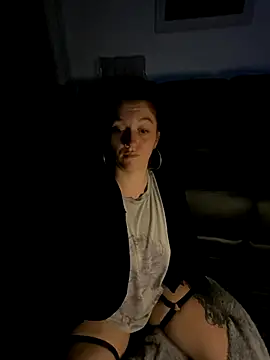 Snapshot of Stoner_BarbieXX chatting on November 22, 10:53 pm Stoner BarbieXX online show from November 22, 10:53 pm