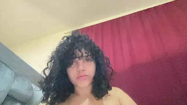 Snapshot of brithneysquirt chatting on March 3, 11:35 pm brithneysquirt online show from March 3, 11:35 pm