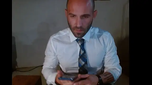 Snapshot of TheNakedPreacher chatting on December 13, 8:15 pm TheNakedPreacher online show from December 13, 8:15 pm