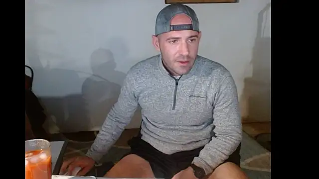 Snapshot of TheNakedPreacher chatting on January 10, 9:23 am TheNakedPreacher online show from January 10, 9:23 am