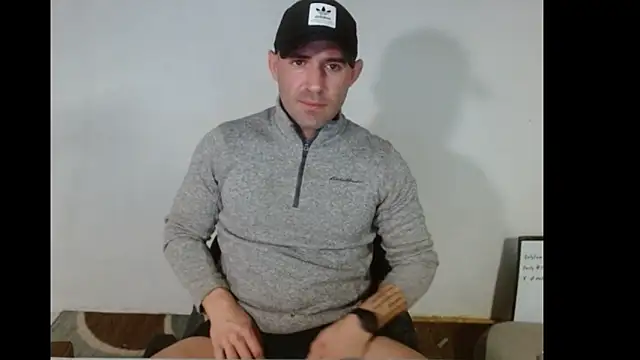 Snapshot of TheNakedPreacher chatting on January 24, 9:06 am TheNakedPreacher online show from January 24, 9:06 am