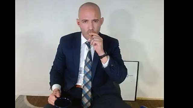 Snapshot of TheNakedPreacher chatting on January 25, 9:04 am TheNakedPreacher online show from January 25, 9:04 am