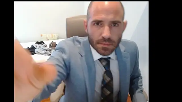 Snapshot of TheNakedPreacher chatting on November 14, 1:21 pm TheNakedPreacher online show from November 14, 1:21 pm