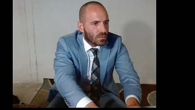 Snapshot of TheNakedPreacher chatting on December 4, 4:27 pm TheNakedPreacher online show from December 4, 4:27 pm