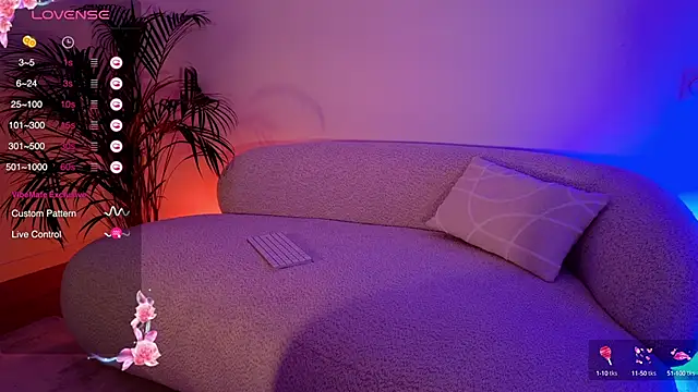 Snapshot of babybeerX chatting on February 25, 9:57 pm babybeerX online show from February 25, 9:57 pm