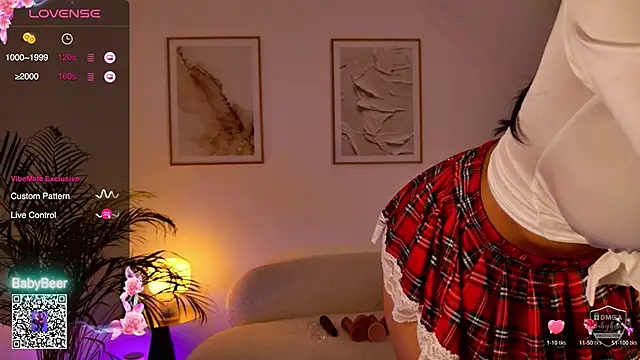 Snapshot of babybeerX chatting on October 17, 9:28 pm babybeerX online show from October 17, 9:28 pm