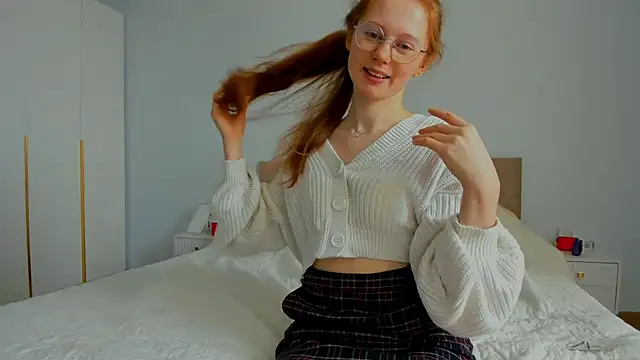 Fire Luna online show from March 22, 7:36 am