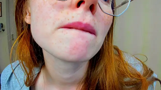 Fire Luna online show from October 3, 8:22 am