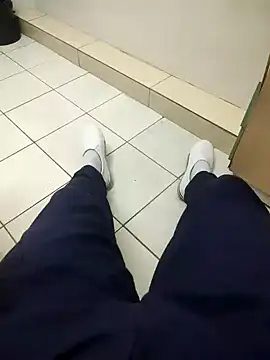 gatmoreno1 online show from September 26, 4:55 pm