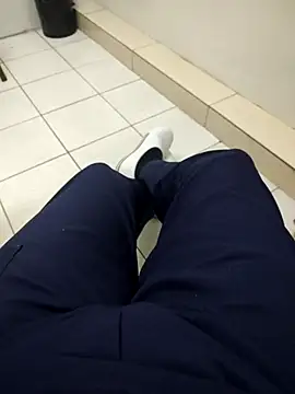 gatmoreno1 online show from September 29, 4:23 pm