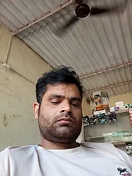 Snapshot of Priynkarani chatting on November 24, 4:23 am Priynkarani online show from November 24, 4:23 am