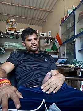 Snapshot of Priynkarani chatting on November 25, 7:19 am Priynkarani online show from November 25, 7:19 am