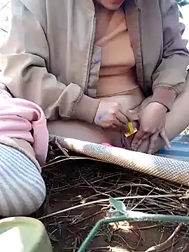 Betty20zx online show from December 29, 6:14 am