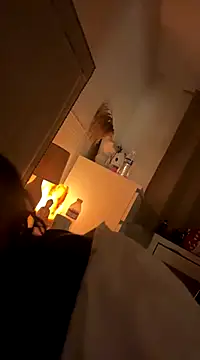 vanilla chocolate23 online show from December 6, 9:57 pm