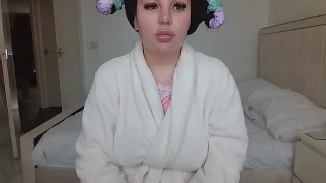 vanilla chocolate23 online show from February 21, 3:10 pm