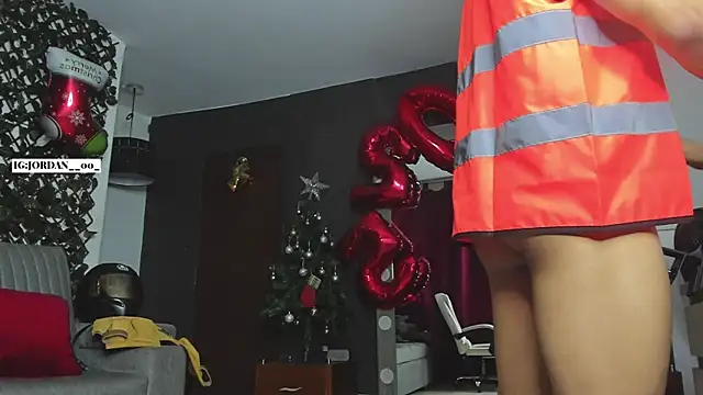 Snapshot of _EUFRATES_ chatting on January 5, 5:09 pm EUFRATES online show from January 5, 5:09 pm