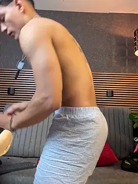 Snapshot of _EUFRATES_ chatting on September 11, 5:02 pm EUFRATES online show from September 11, 5:02 pm