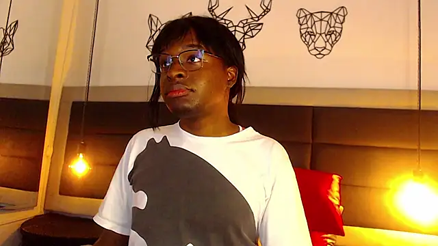 candy lovee69 online show from February 20, 10:26 pm