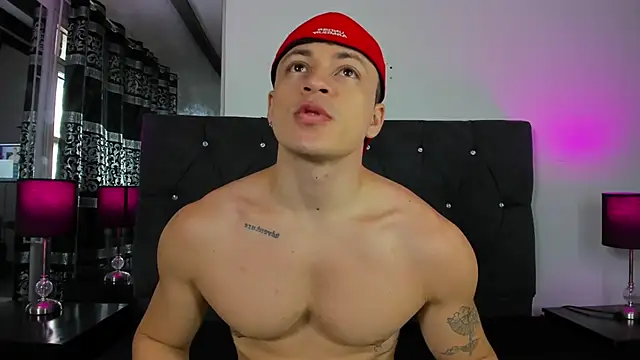 Angel Cuervo online show from November 28, 12:41 pm