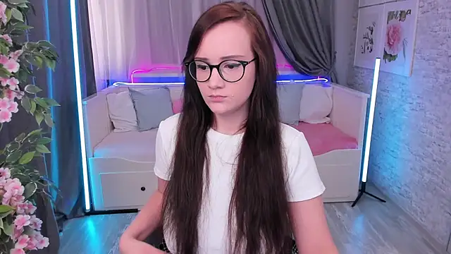 Snapshot of StellaGloww chatting on September 15, 3:12 pm StellaGloww online show from September 15, 3:12 pm