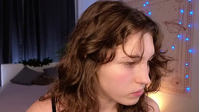 cherry lea online show from December 22, 4:38 pm