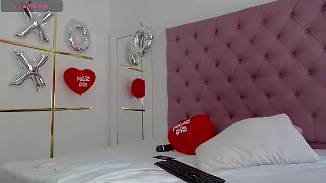 CATALAIA STOMM online show from February 15, 6:01 pm