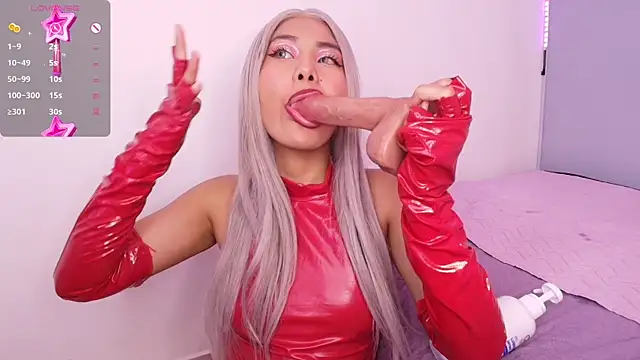 Missslunaa online show from March 17, 10:06 pm