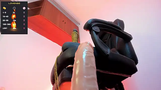 charlotte joliedart online show from February 28, 5:48 am