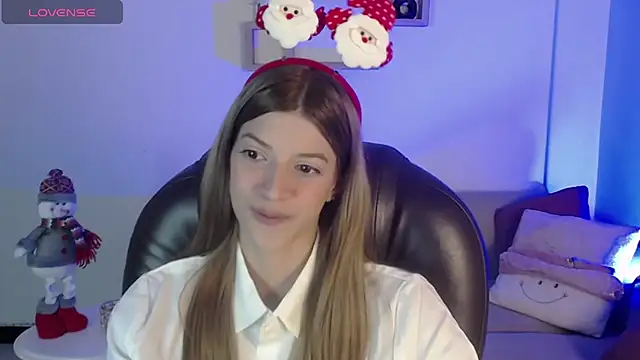 Nora Vennucci online show from December 22, 8:14 pm