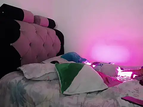 Pussycat 9999 online show from February 14, 3:26 pm