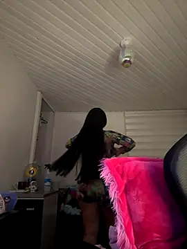 Anily Lovely online show from October 26, 2:28 am