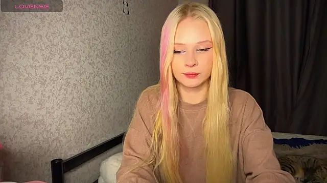 lisa barbie online show from December 7, 11:40 am