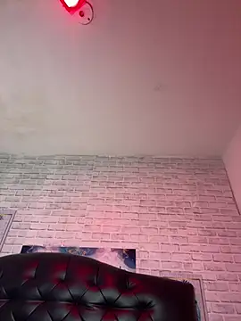 Snapshot of _Chartlotte chatting on January 11, 12:01 am Chartlotte online show from January 11, 12:01 am