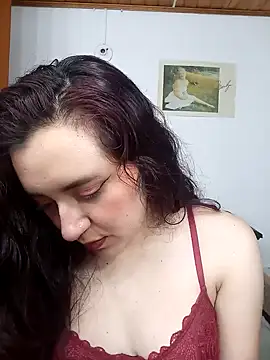 Snapshot of Emi_chik chatting on February 9, 3:11 am Emi chik online show from February 9, 3:11 am