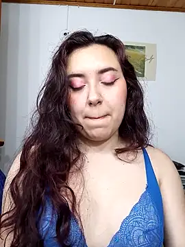 Snapshot of Emi_chik chatting on March 22, 10:15 pm Emi chik online show from March 22, 10:15 pm