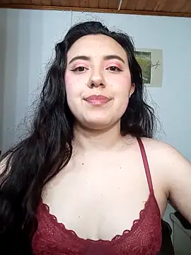 Snapshot of Emi_chik chatting on November 30, 9:24 am Emi chik online show from November 30, 9:24 am