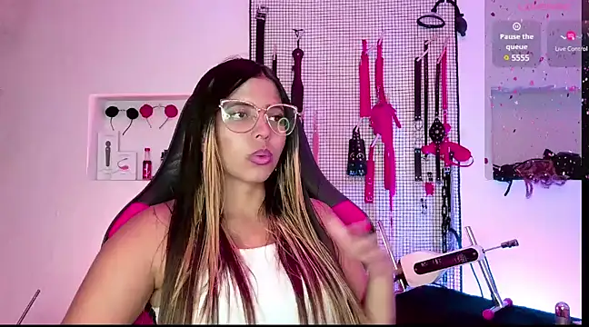 Snapshot of Megaan_Greey chatting on January 30, 12:06 pm Megaan Greey online show from January 30, 12:06 pm