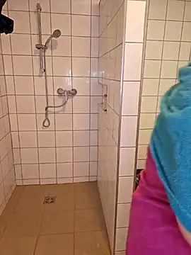 AmazingCurvy online show from February 18, 10:58 pm