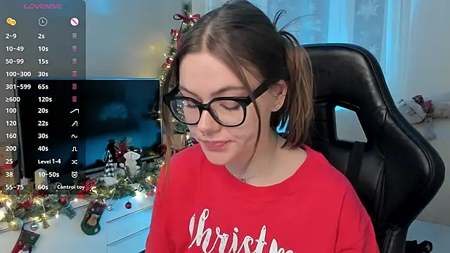 Snapshot of Marta_May_ chatting on January 12, 1:32 am Marta May online show from January 12, 1:32 am