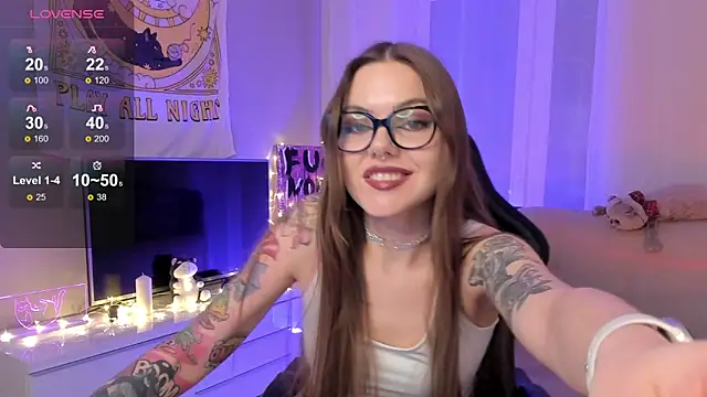 Snapshot of Marta_May_ chatting on January 26, 8:13 pm Marta May online show from January 26, 8:13 pm