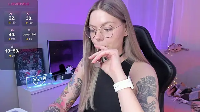 Snapshot of Marta_May_ chatting on September 26, 4:00 pm Marta May online show from September 26, 4:00 pm