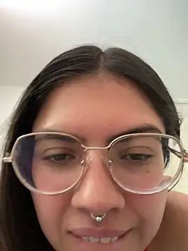 Argentiiniita online show from January 6, 7:35 pm