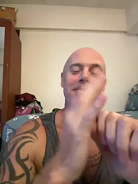 luv2masterb8247 online show from December 11, 5:00 am