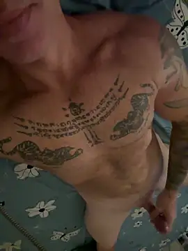 luv2masterb8247 online show from January 30, 12:39 am