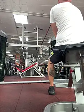 luv2masterb8247 online show from February 14, 2:07 am