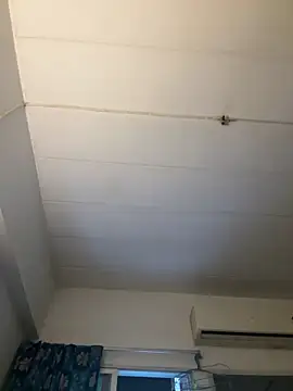 luv2masterb8247 online show from February 19, 4:01 am